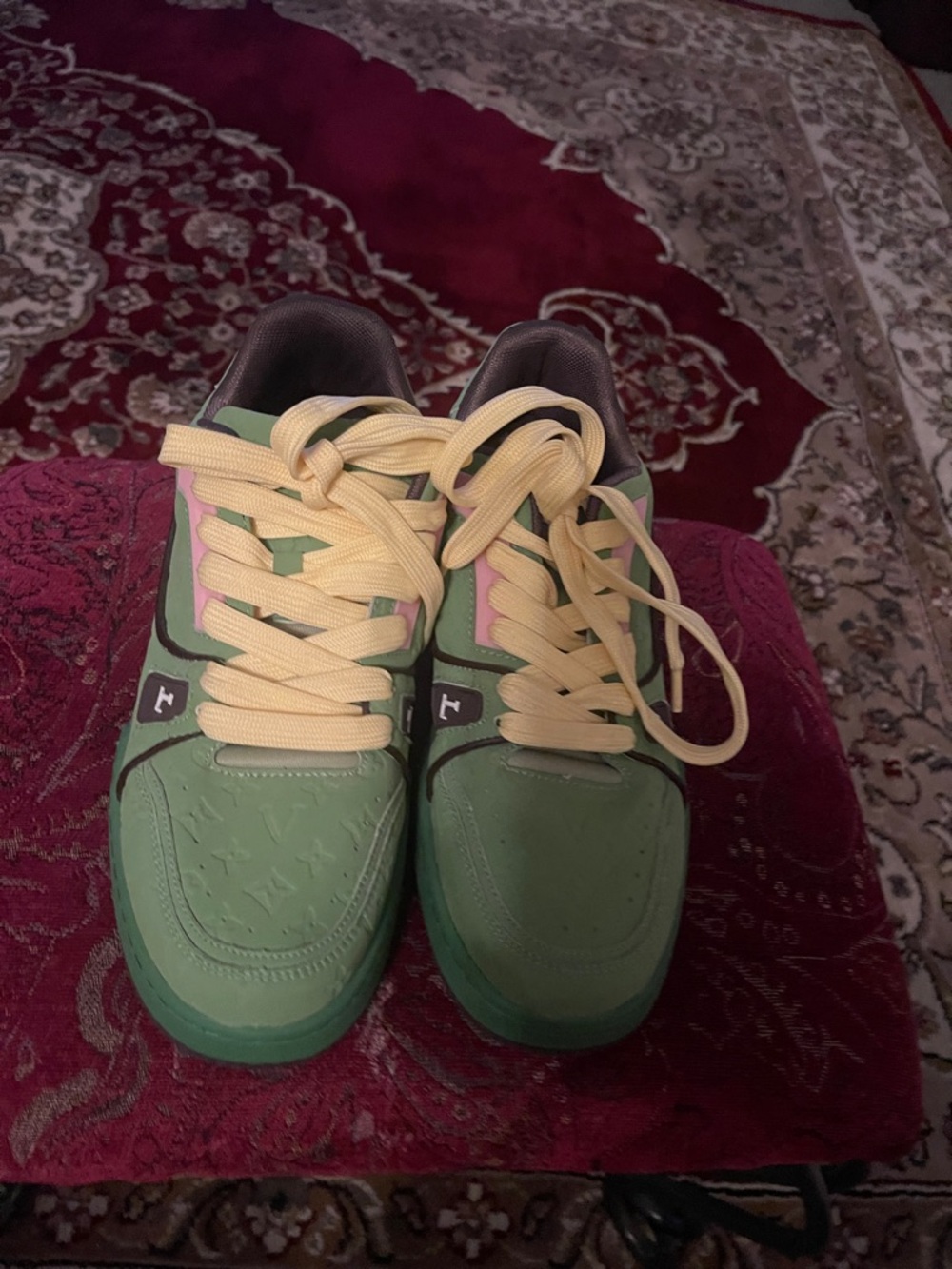 Louis Vuitton Green Pink Yellow Leather Sneakers Trainers Size 44 | 11 US - Picture 9 of 9